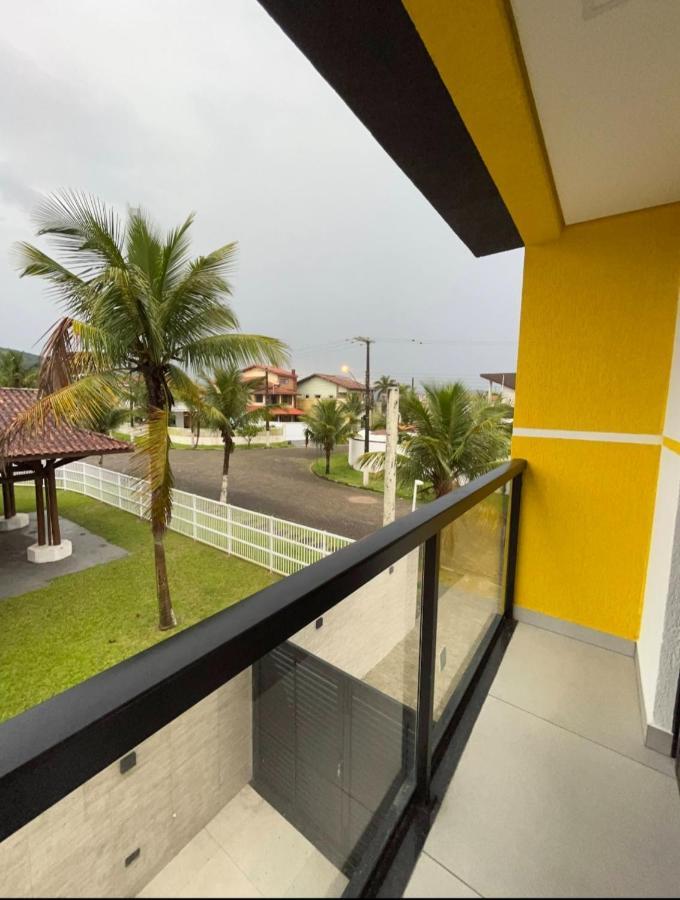 Chale Amarelo Villa Itanhaem Luaran gambar